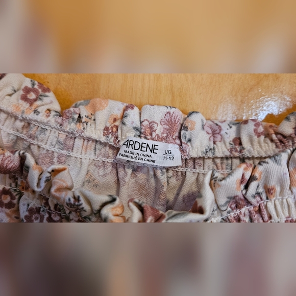 Ardene Floral Smocked Top and Skirt Set Girls L 11-12 - Picture 3 of 7